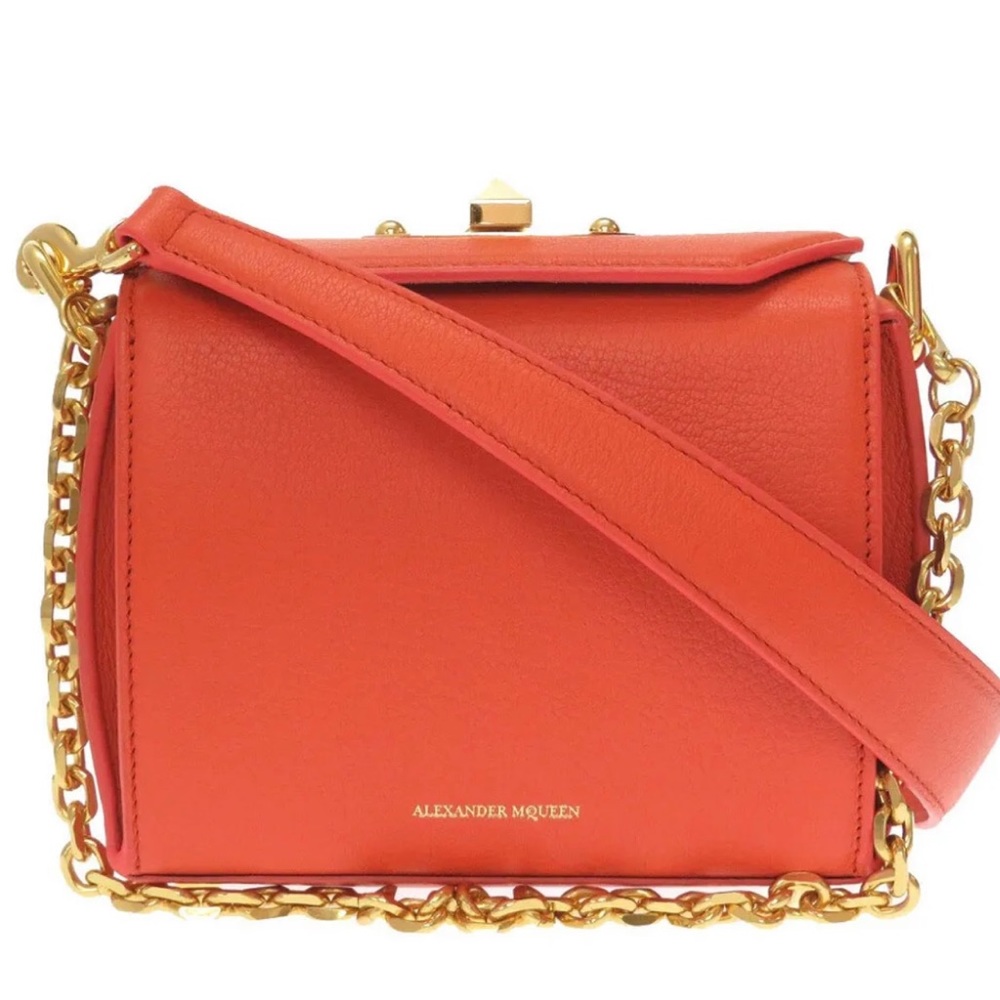 ❌SOLD❌ Unworn Authentic Alexander McQueen two way box shoulder bag